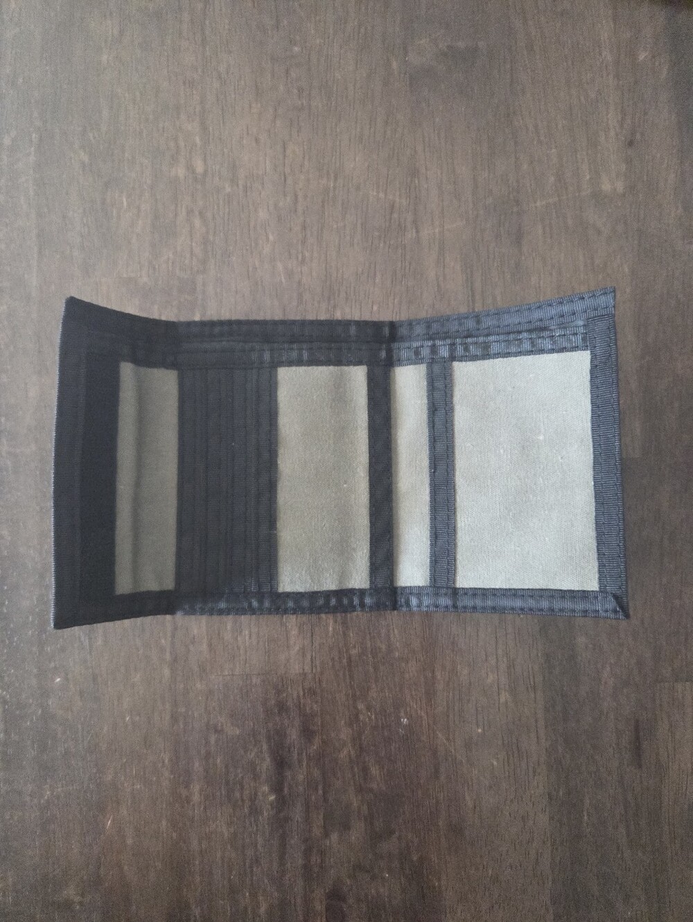 Levi's Wallet - Picture 5 of 7